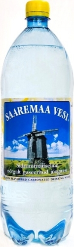 SAAREMAA VESI Sidrunimaitseline nõrgalt karboniseeritud 1,5 L